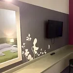 ホテル Flora